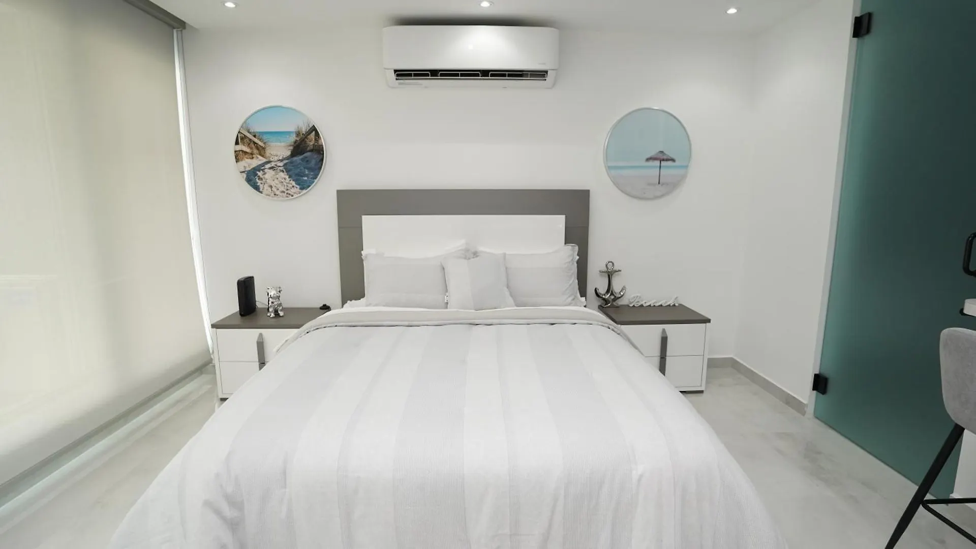 Ocean Front Coral Luxury Apartment Σαν Χουάν