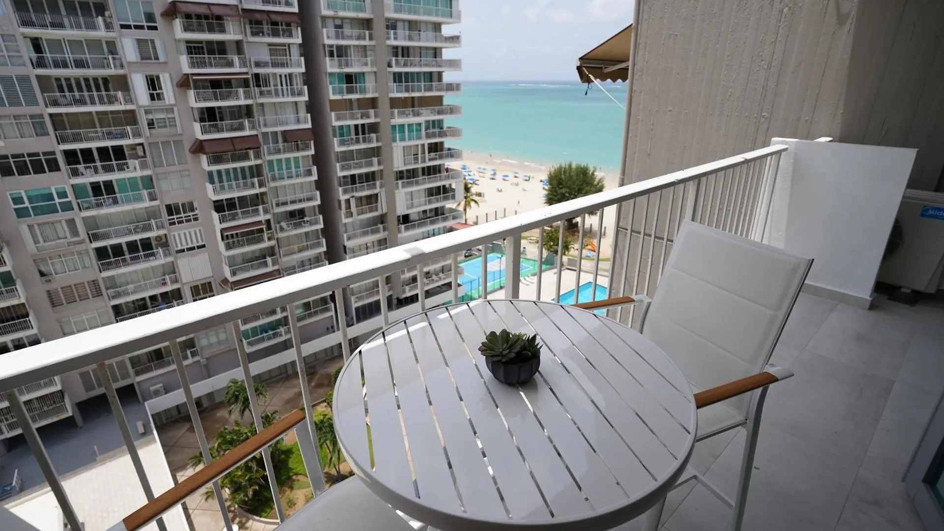 Ocean Front Coral Luxury Apartment Σαν Χουάν Πουέρτο Ρίκο